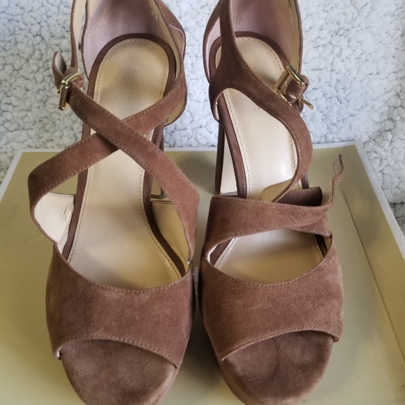 Michael Kors Platform Heels - Picture 7 of 8